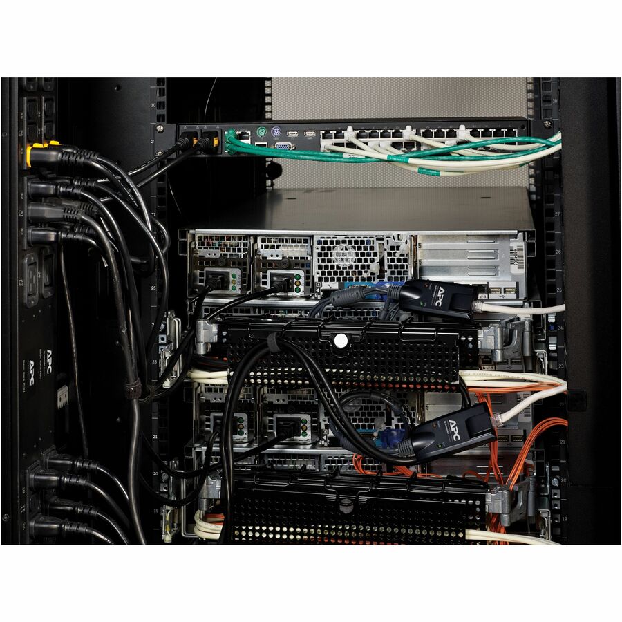 APC by Schneider Electric KVM 2G, Analog, 1 Local User, 16 ports KVM0116A