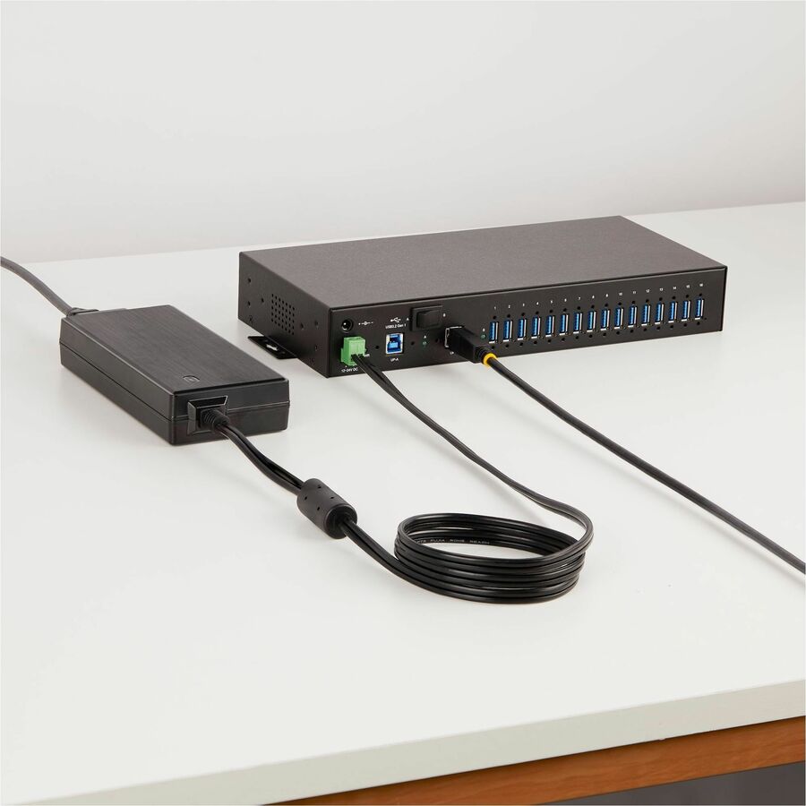 StarTech.com Hub USB industriel 5 Gbit/s à 16 ports avec adaptateur d'alimentation, montable, alimentation par bornier, chargement USB, hub/commutateur double hôte S5G16AINDS-USB-A-HUB