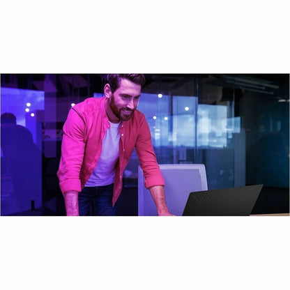 Ordinateur portable de jeu Asus ROG Zephyrus G14 GA403 GA403UI-DS92-CA 14" - 3K - AMD Ryzen 9 8945HS - 32 Go - SSD 1 To GA403UI-DS92-CA