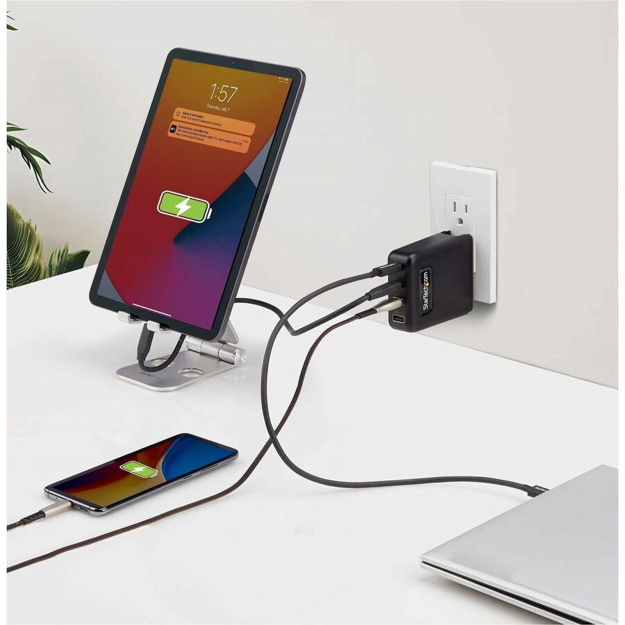 Chargeur mural USB-C 100 W StarTech.com, 2 x USB-C, 2 x USB-A, adaptateur secteur portable GaN à charge rapide, PD 3.0, câble USB-C vers USB-C de 1,8 m 2210GCN-WALL-CHARGER