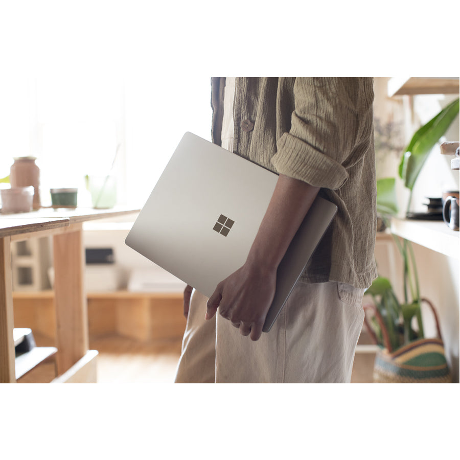 Ordinateur portable à écran tactile Microsoft Surface 13,5" - Intel Core i7 7e génération - 8 Go - SSD 256 Go - Graphite Gold DAJ-00021