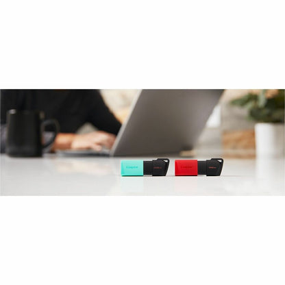 Clé USB 3.2 Kingston DataTraveler Exodia M 64 Go (1ère génération) DTXM/64 Go-2PCR