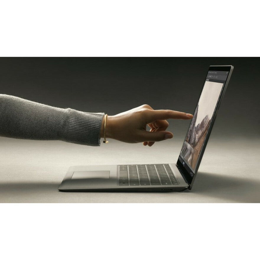 Ordinateur portable à écran tactile Microsoft Surface 13,5" - Intel Core i5 7e génération i5-7300U - 8 Go - SSD 256 Go - Graphite Gold DAG-00003