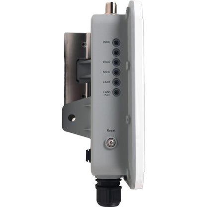 ÉCHANGE CONCURRENTIEL CONTRE WATCHGUARD AP327X ET POINT D'ACCÈS SANS FIL Wi-Fi sécurisé IEEE 802.11AC 1,24 GBIT/S DE 3 ANS - 5 GHz - TECHNOLOGIE MIMO - 2 X RÉSEAUX (RJ-45) - GIGABIT ETHERNET - MONTAGE MURAL ; MONTAGE SUR POTEAU WGA37513