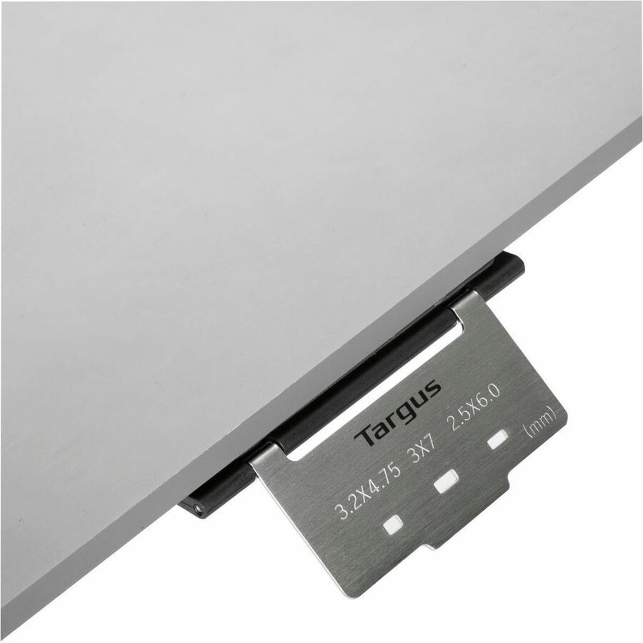 Adaptateur de fente de verrouillage universel Targus Defcon pour MacBook Pro/Air ASP90205GLX