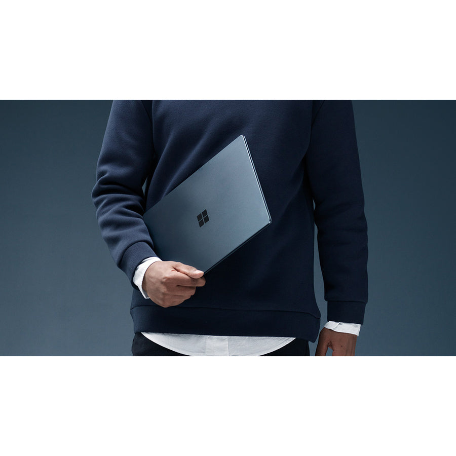 Ordinateur portable à écran tactile Microsoft Surface 13,5" - Intel Core i7 7e génération - 8 Go - SSD 256 Go - Bleu cobalt DAJ-00061