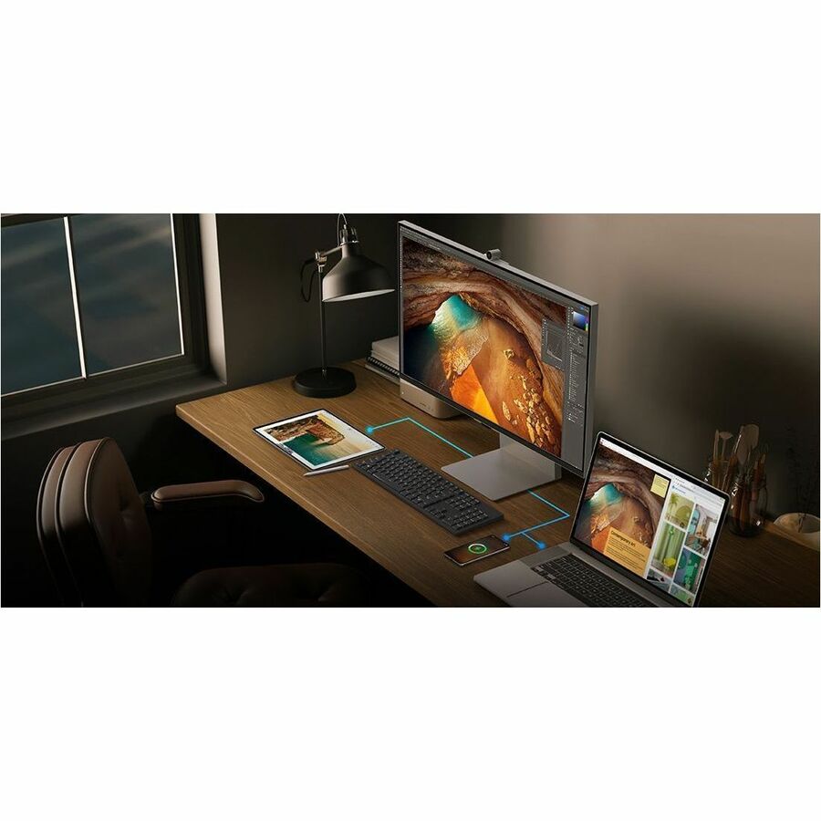 Moniteur LCD intelligent Samsung ViewFinity S9 S27C900PAN 27" avec webcam 5K - 16:9 - Argent LS27C900PANXZA