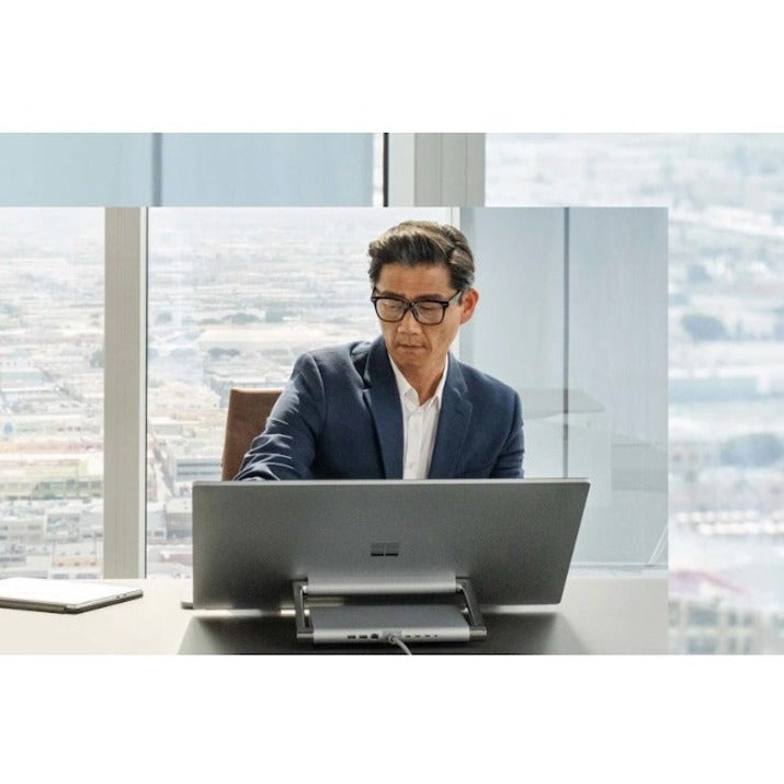 Ordinateur tout-en-un Microsoft Surface Studio 2+ - Intel Core i7 11e génération i7-11370H - 32 Go - SSD 1 To - Écran tactile 28" - Bureau SBG-00002