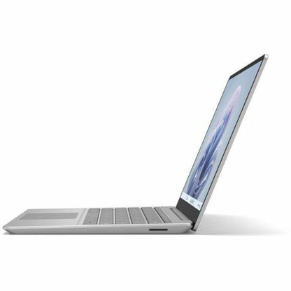 Ordinateur portable Microsoft Surface Laptop Go 3 12,4" à écran tactile - Intel Core i5 - 8 Go - SSD 128 Go - Clavier anglais, français - Platinum XJD-00002