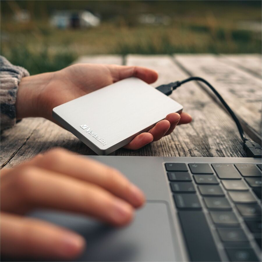 Disque dur externe portable Verbatim Store 'n' Go ALU Slim 1 To - 2,5" - Argent 53663