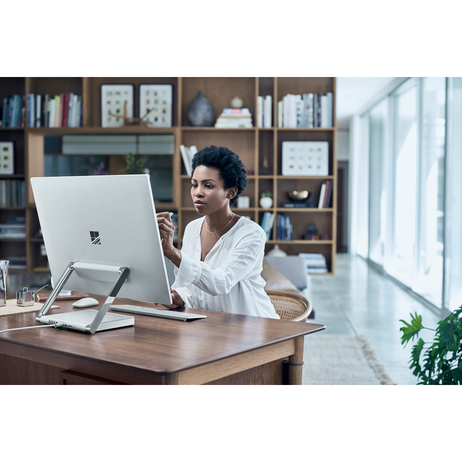 Ordinateur tout-en-un Microsoft Surface Studio - Intel Core i7 6e génération i7-6820HQ - 32 Go - Disque dur 2 To - SSD 128 Go - Écran tactile 28" - Ordinateur de bureau - Argent 43Q-00001