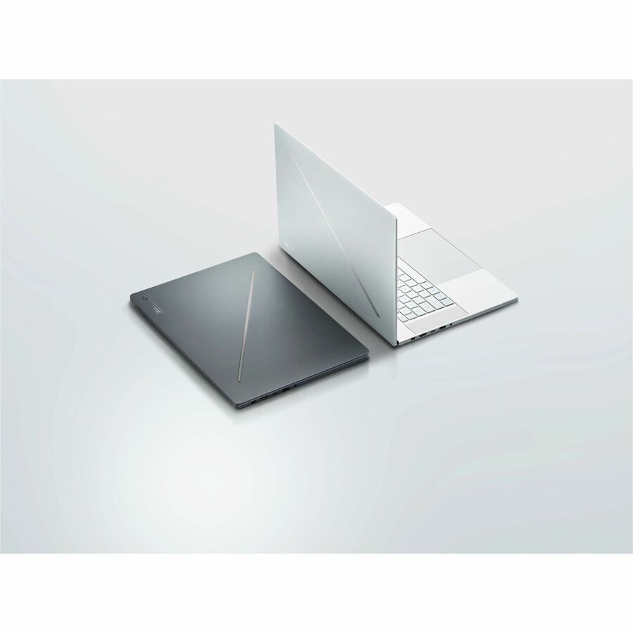 Ordinateur portable de jeu Asus ROG Zephyrus G16 GA605 GA605WV-XB96 16" - 2,5K - AMD Ryzen AI 9 370 - 32 Go - SSD 1 To - Blanc platine GA605WV-XB96