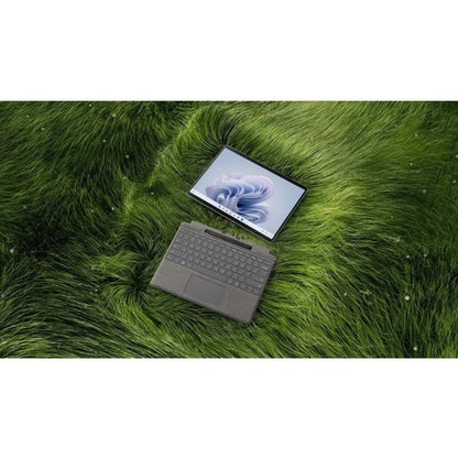 Tablette Microsoft Surface Pro 9 - 13" - 16 Go - SSD 512 Go - Windows 11 Pro 64 bits - Platine QIY-00001