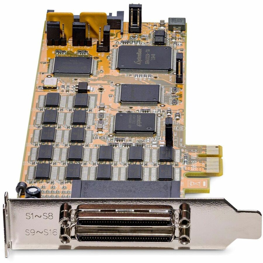 StarTech.com Carte série PCI Express 16 ports - Profil bas - Carte série PCIe haute vitesse avec 16 ports DB9 RS232 PEX16S550LP