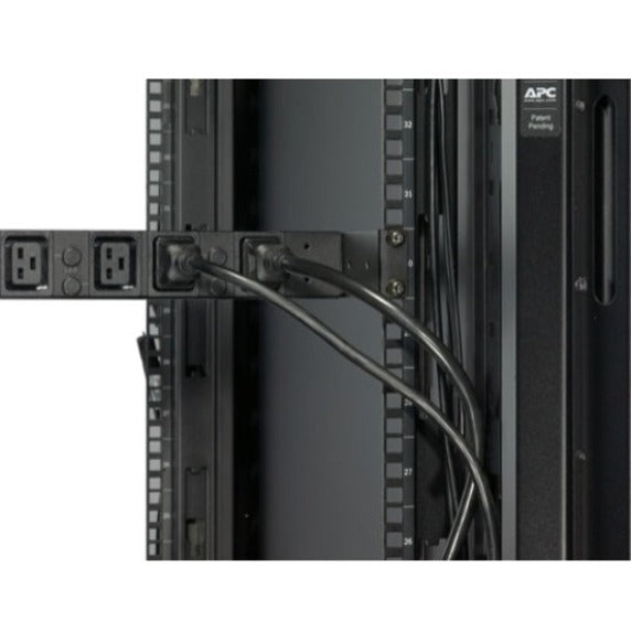 PDU de base APC by Schneider Electric à 6 prises 22 kW AP7526