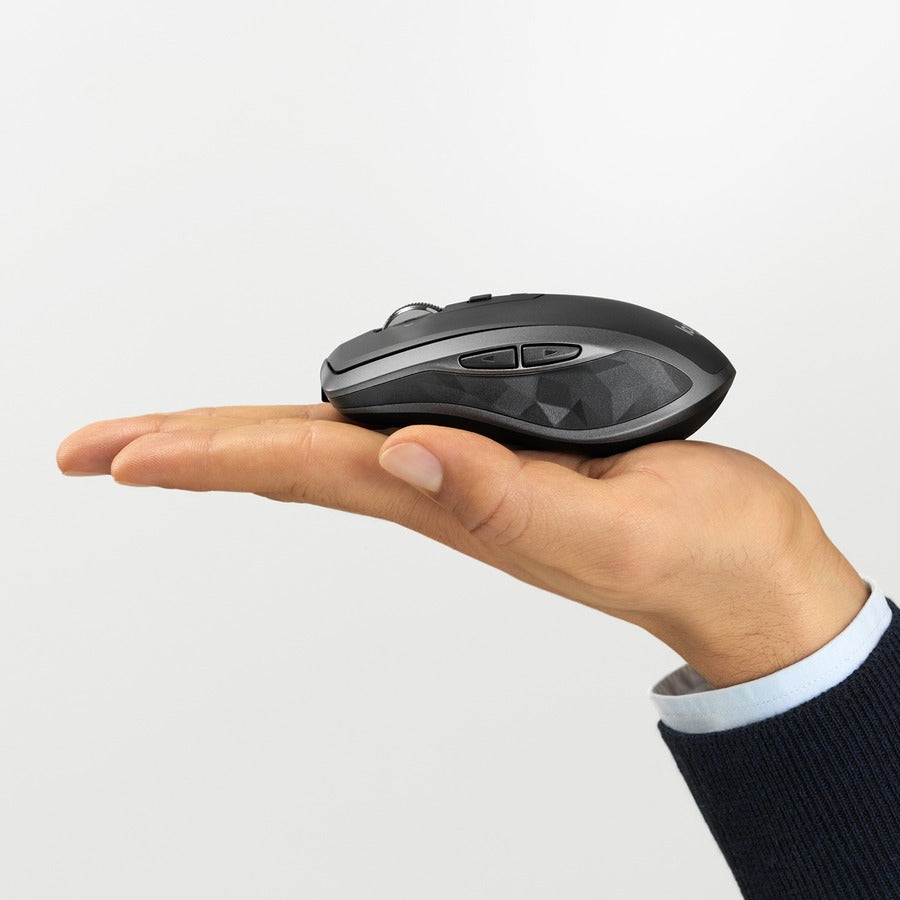 Souris sans fil Logitech MX Anywhere 2S - Utilisation sur n'importe quelle surface, défilement ultra-rapide, rechargeable, contrôle jusqu'à 3 ordinateurs et ordinateurs portables Apple Mac et Windows (Bluetooth ou USB), noir 910-005748
