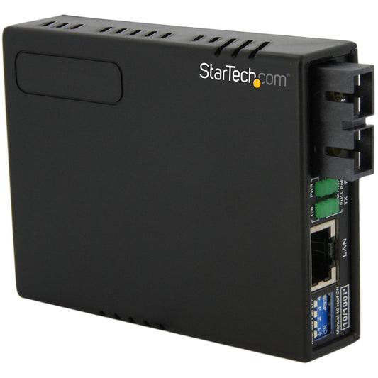 Convertisseur de média fibre optique vers Ethernet multimode 10/100 SC 2 km avec PoE MCM110SC2P de StarTech.com