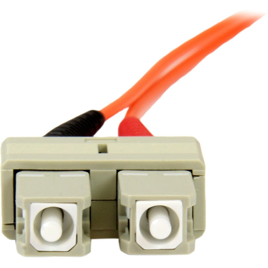 Câble à fibre optique StarTech.com de 2 m - Duplex multimode 50/125 - OFNP Plenum - SC/SC - OM2 - Câble de raccordement à fibre optique SC vers SC 50FIBPSCSC2