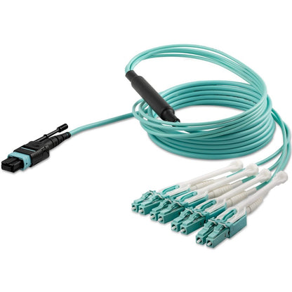 StarTech.com Câble à fibre optique multimode MTP(F)/PC vers 4x LC/PC Duplex Breakout OM3 de 2 m (6 pi), 40G, faible perte d'insertion, cordon de raccordement à fibre optique MPO8LCPL2M