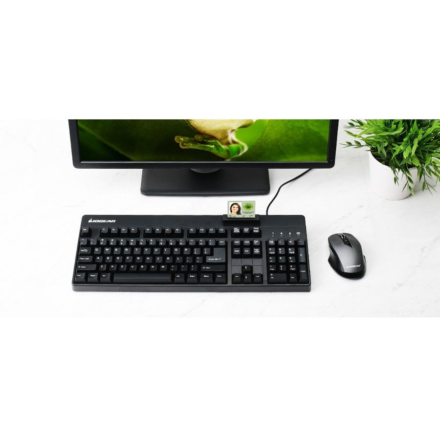 Clavier intégré/lecteur CAC IOGEAR GKBSR202TAA