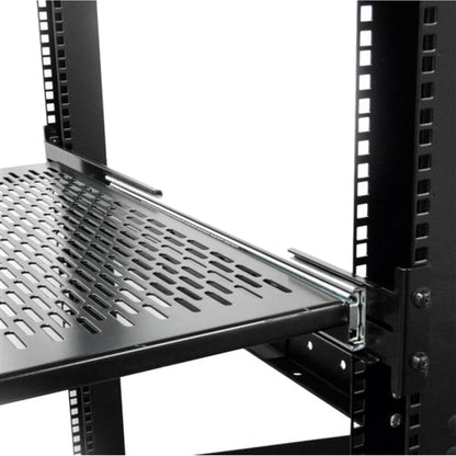 StarTech.com Étagère de montage en rack coulissante ventilée à profondeur de montage réglable 2U de 20 à 30 pouces - 22,7 kg - 61 cm de profondeur UNISLDSHF19