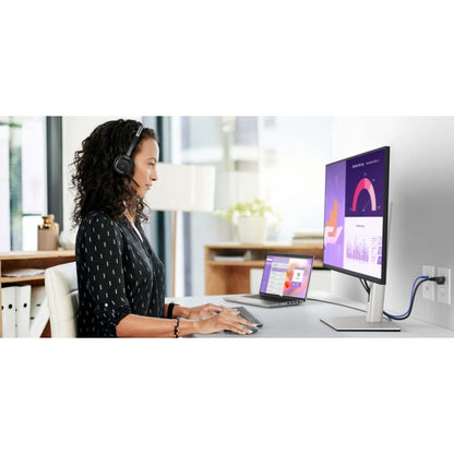 Moniteur LCD Dell P3223QE 32" 4K UHD - 16:9 - Noir, Argent DELL-P3223QE