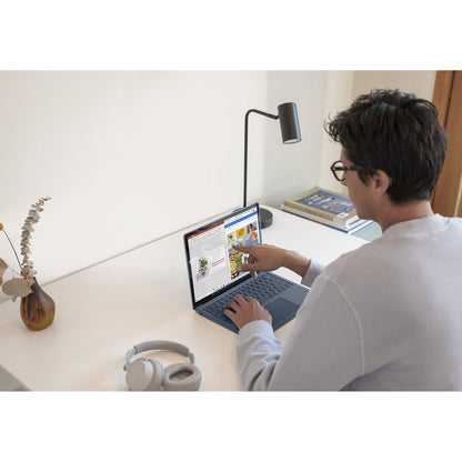 Ordinateur portable Microsoft Surface Laptop 4 13,5" à écran tactile - Intel Core i7 - 16 Go - SSD 512 Go - Bleu glacier 5FB-00025