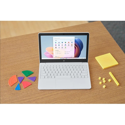 Ordinateur portable Microsoft Surface Laptop SE 11,6" - HD - Intel - 8 Go - Mémoire flash 128 Go - Glacier KF8-00002