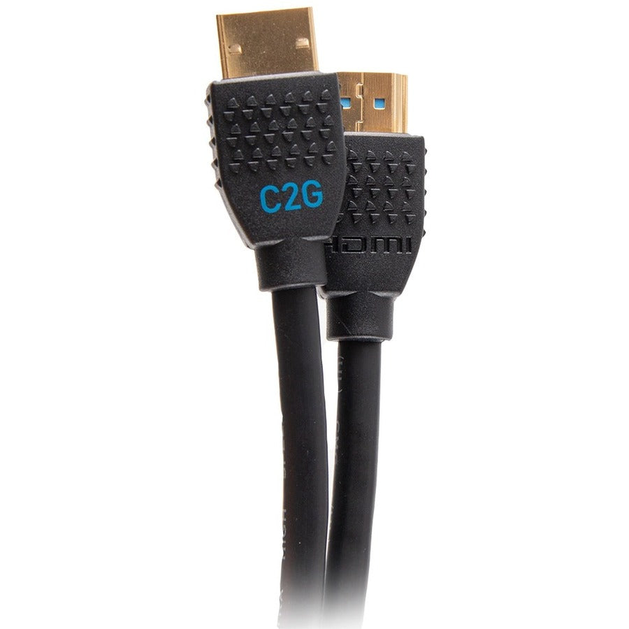 Câble HDMI 2.1 ultra haute vitesse C2G de 1,8 m avec Ethernet - 8K 60 Hz C2G10454
