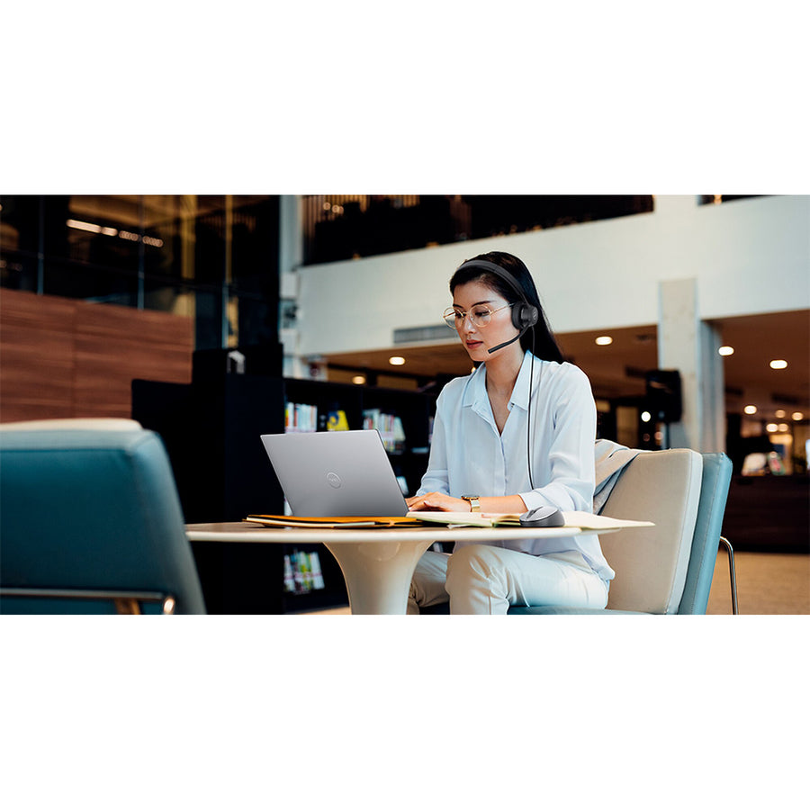 Ordinateur portable Dell Latitude 5540 15,6" - Full HD - Intel Core i5 13e génération i5-1345U - Technologie vPro - 16 Go - SSD 512 Go - Clavier anglais (États-Unis) - Gris Titan X3VH2