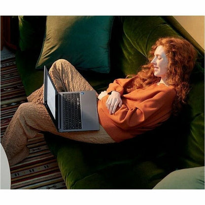 Samsung Galaxy Book4 NP750XGK-KG2CA 15.6" Notebook - Full HD - Intel Core 5 120U - 8 GB - 256 GB SSD - Gray NP750XGK-KG2CA