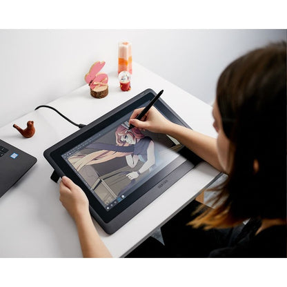Écran à stylet Wacom Cintiq 16 DTK1660K0A