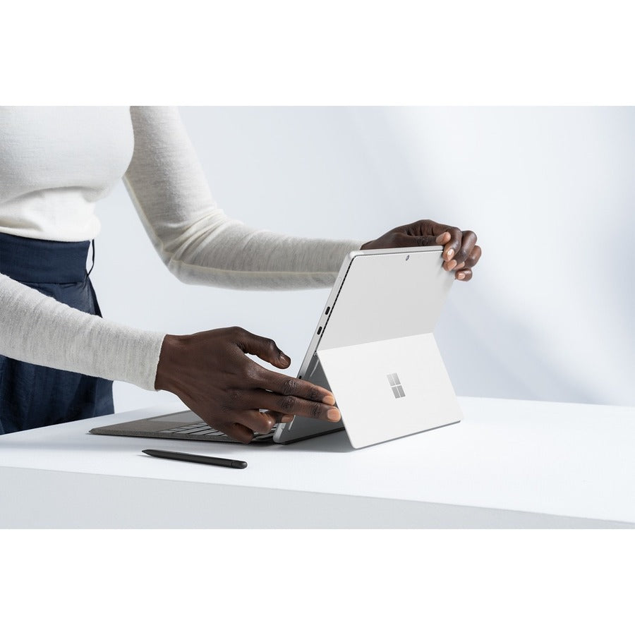 Tablette Microsoft Surface Pro 8 - 13" - 16 Go - SSD 512 Go - Windows 10 - Platinum 8PY-00031