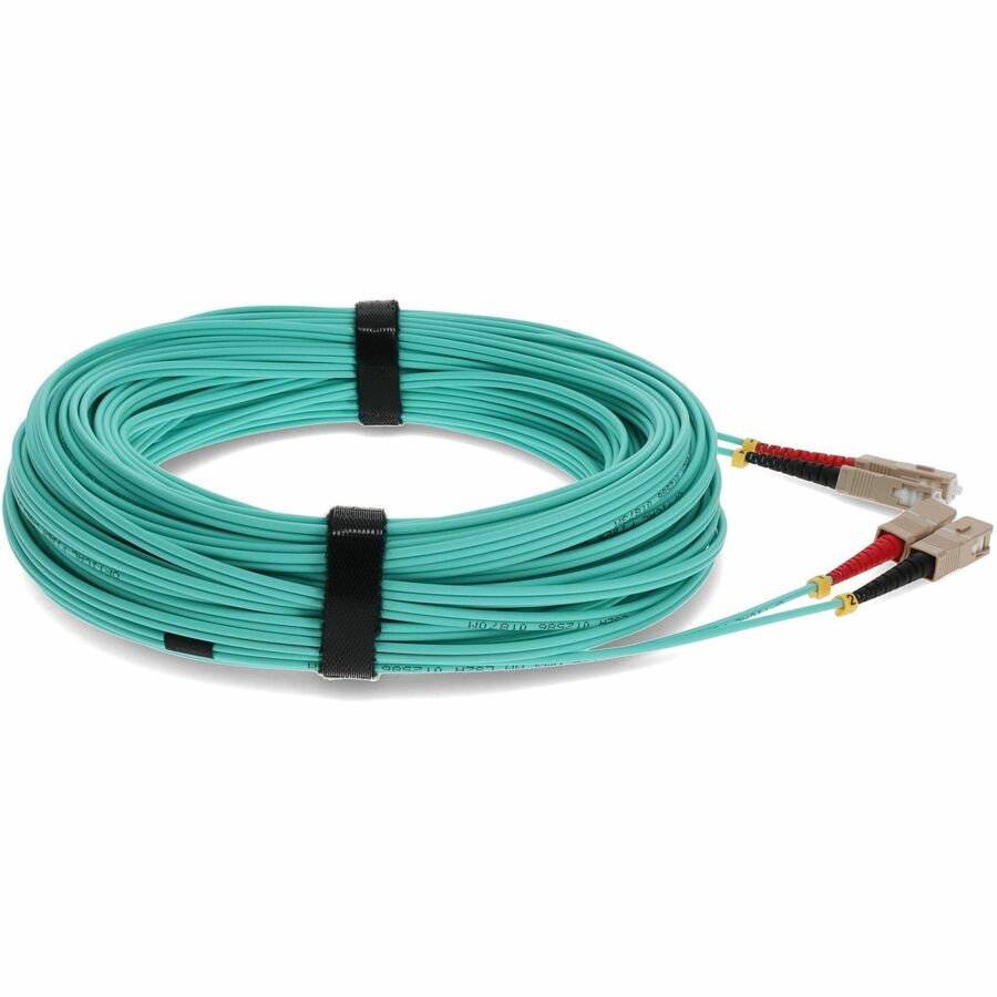 Câble de raccordement fibre optique multimode optimisé au laser (LOMM) duplex SC/SC OM4 Aqua 30 m AddOn ADD-SC-SC-30M5OM4