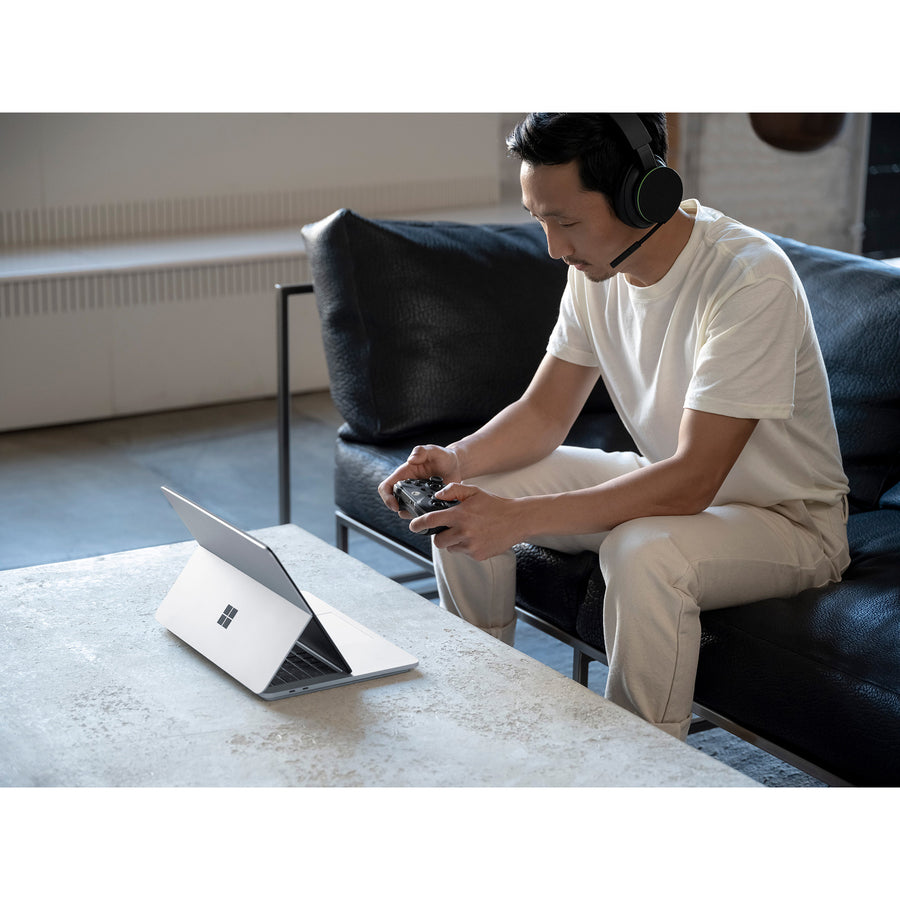 Microsoft Surface Laptop Studio 14,4" Écran tactile convertible (curseur flottant) Ordinateur portable 2 en 1 - Intel Core i7 - 32 Go - SSD 2 To - Platine CIS-00004