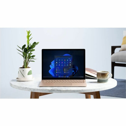 Ordinateur portable Microsoft Surface Laptop Go 2 12,4" à écran tactile - Intel Core i5 - 8 Go - SSD 256 Go - Sandstone KQR-00047