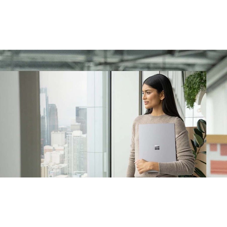 Ordinateur portable Microsoft Surface Laptop 5 13,5" à écran tactile - Intel Core i5 - Plateforme Intel Evo - 8 Go - SSD 512 Go - Clavier anglais, français - Platinum R1T-00002