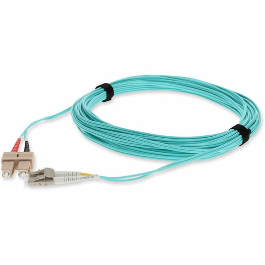 Câble de raccordement fibre optique multimode optimisé au laser (LOMM) Duplex SC/LC OM4 Aqua 10 m AddOn ADD-SC-LC-10M5OM4