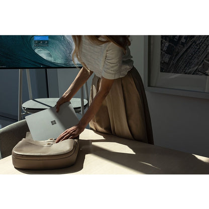 Ordinateur portable Microsoft Surface Laptop 3 13,5" à écran tactile - Intel Core i5 10e génération i5-1035G7 - 8 Go - SSD 256 Go - Platinum PKW-00001