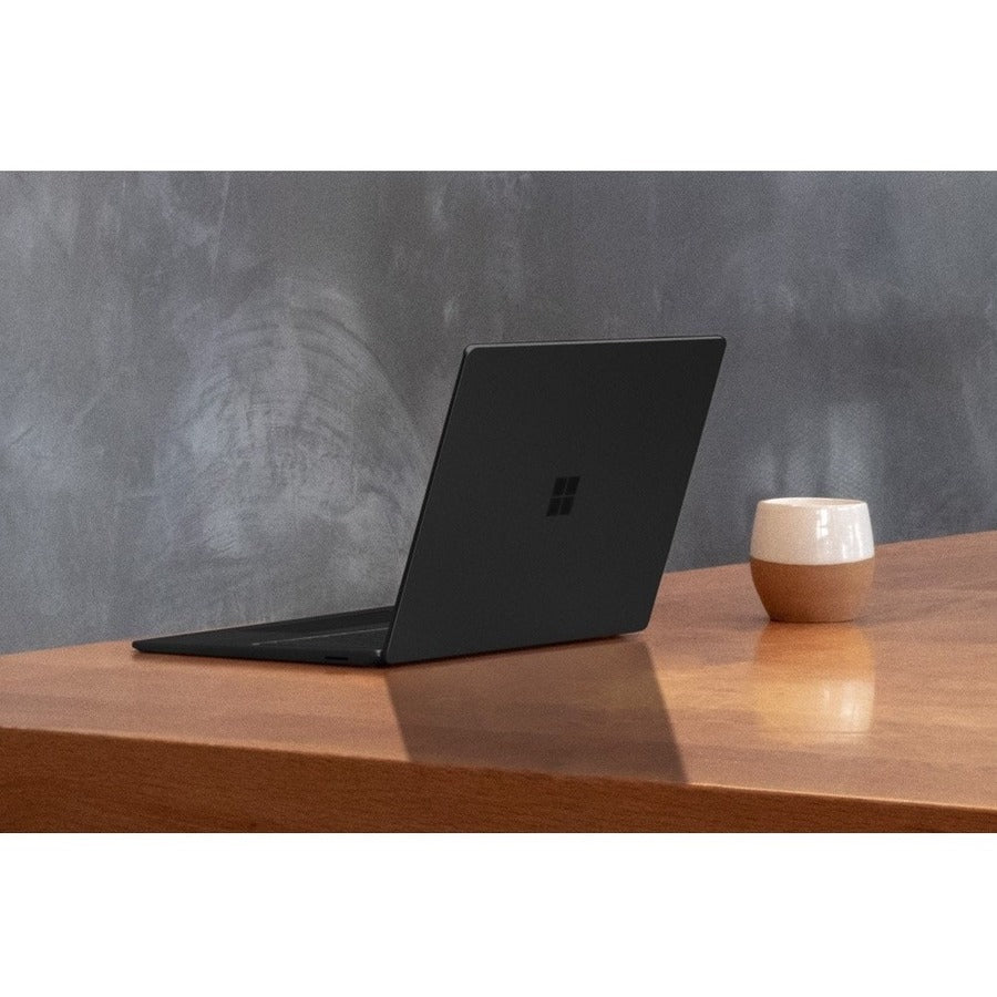 Ordinateur portable à écran tactile Microsoft Surface 13,5 pouces - Intel Core i7 12e génération i7-1265U - Noir WAY-00001