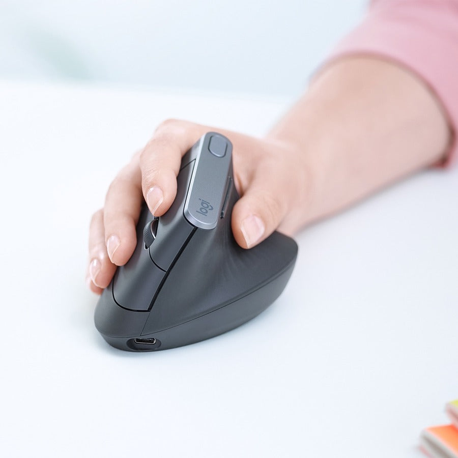 Souris ergonomique avancée verticale Logitech MX 910-005447