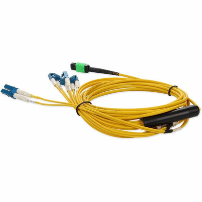Câble de raccordement jaune AddOn 3 m MPO vers 4xLC Duplex Fanout SMF pour Juniper MTP-4LC-S3M-AO
