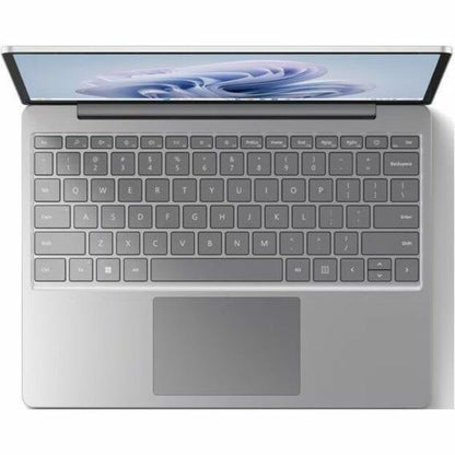 Ordinateur portable Microsoft Surface Laptop Go 3 12,4" à écran tactile - Intel Core i5 - 8 Go - SSD 256 Go - Clavier anglais, français - Platinum XK2-00002