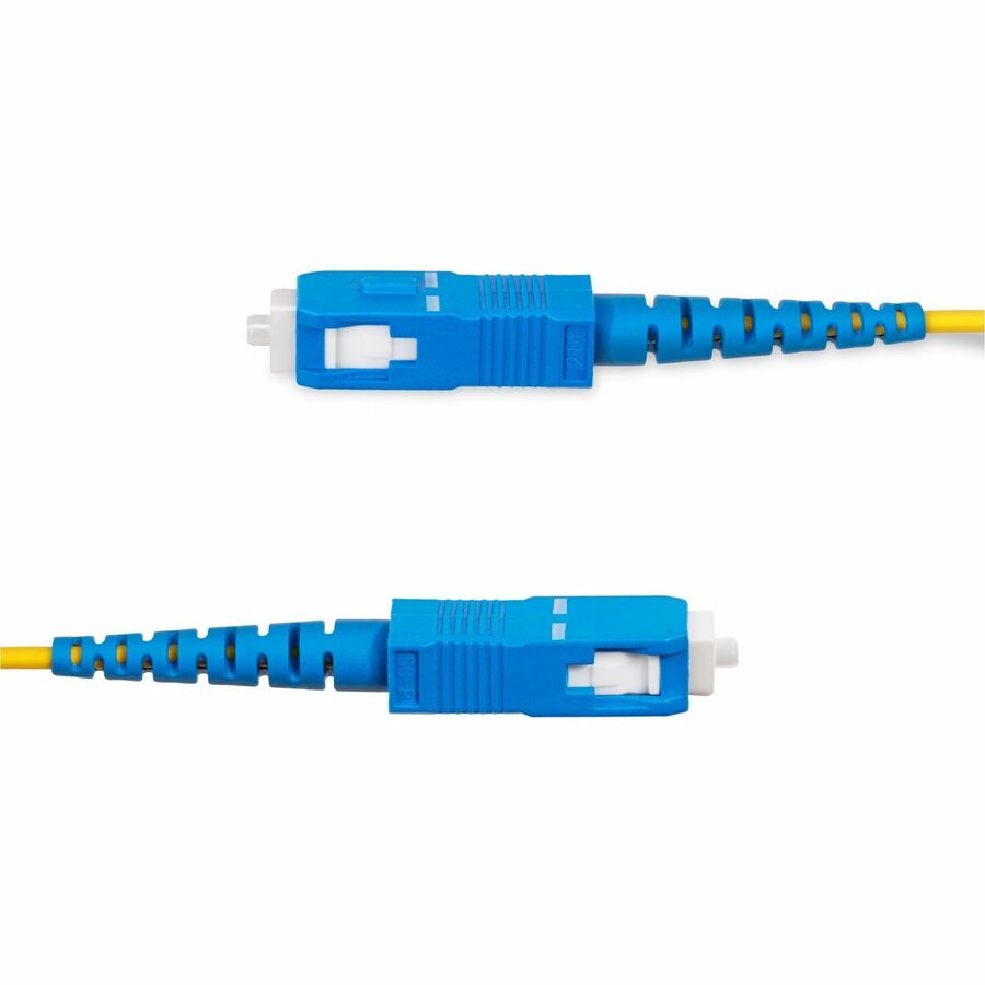 Câble à fibre optique monomode simplex SC vers SC (UPC) OS2 de 100 m (328 pi) de StarTech.com, 9/125, 40G/100G, faible perte d'insertion, cordon de raccordement LSZH SPSMSCSC-OS2-100M