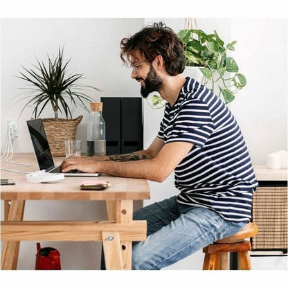 Chargeur mural portable Belkin GaN 140 W à 4 ports - 3 x USB-C, 1 x USB-A (140 W au total) - Charge rapide - Adaptateur secteur - Blanc WCH014dqWH