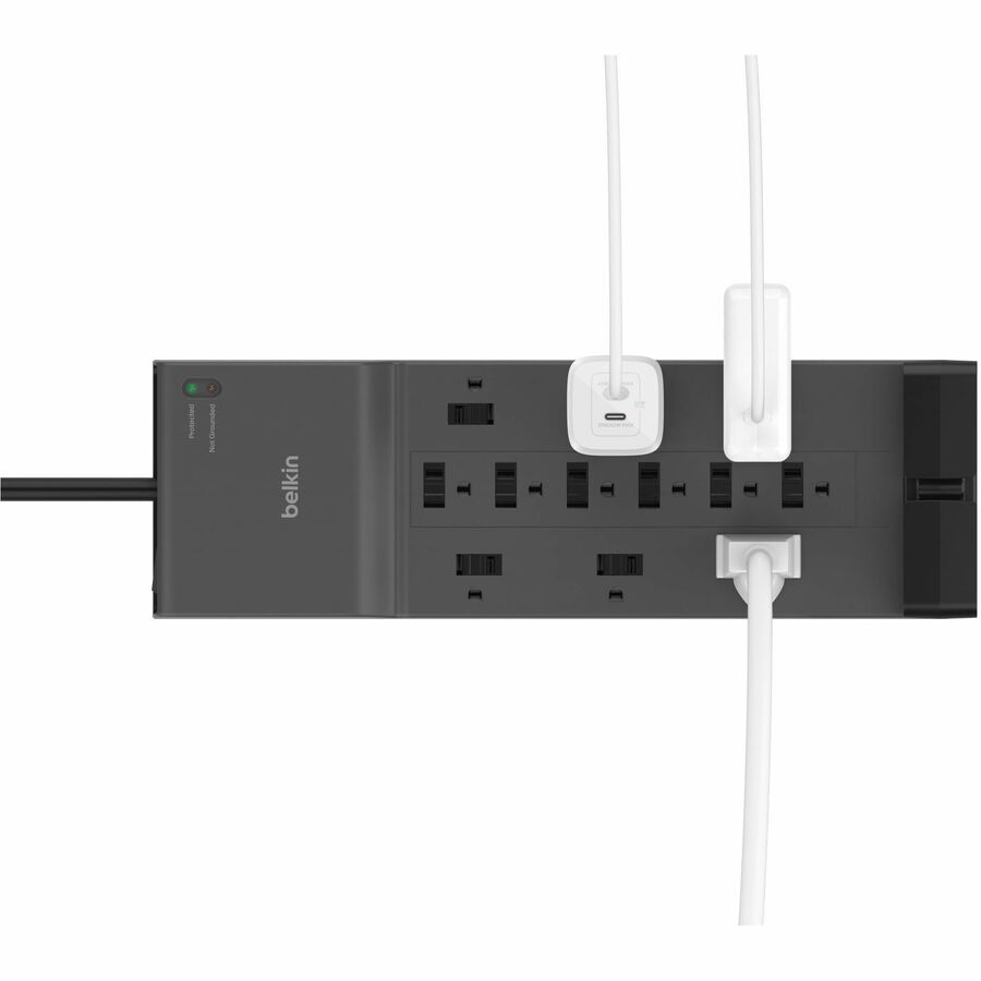 Parasurtenseur Belkin à 12 prises pour la maison/le bureau avec cordon de 8 pieds SRA009p12tt8