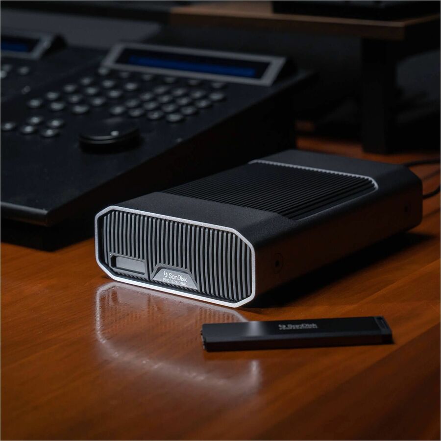 SanDisk Professional G-DRIVE PROJECT SDPHG1H-008T-NBAAD 8 TB Portable Hard Drive - External - Gray SDPHG1H-008T-NBAAD