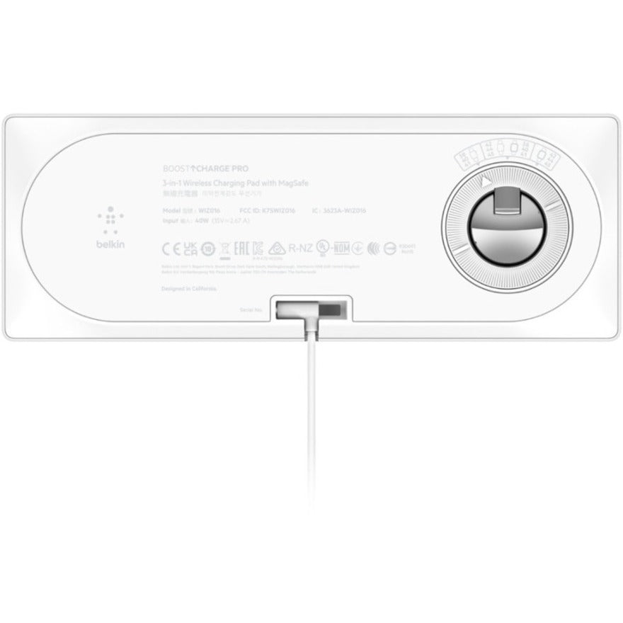 Chargeur sans fil Belkin BoostCharge Pro 3 en 1 avec chargeur MagSafe officiel 15 W WIZ016TTWH