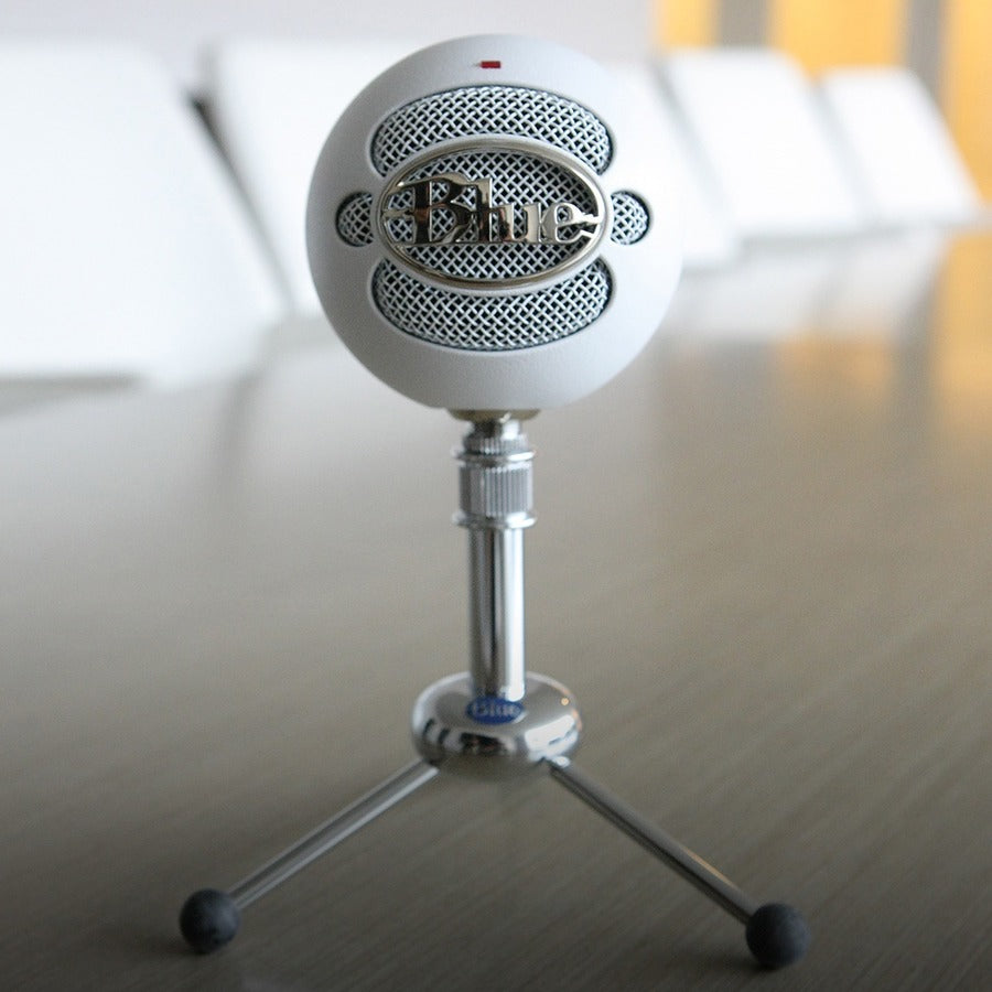 Blue Snowball Wired Condenser Microphone 988-000073