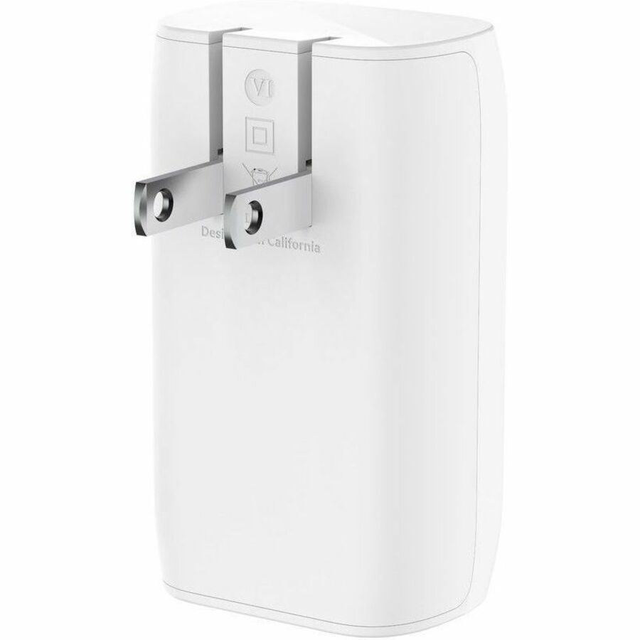 Chargeur mural portable Belkin 67 W à 3 ports USB-C - 3 x USB-C (67 W au total) - Charge rapide - Adaptateur secteur - Blanc WCC002DQWH